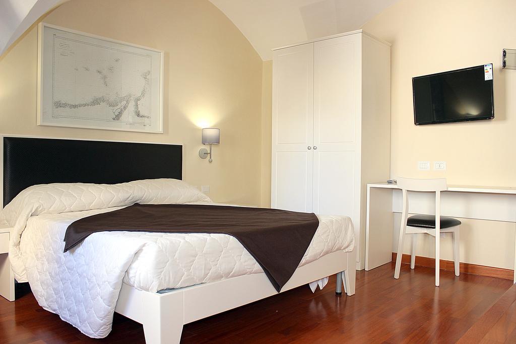 Faro Bianco Gallipoli - Suites & Apartments Exteriör bild